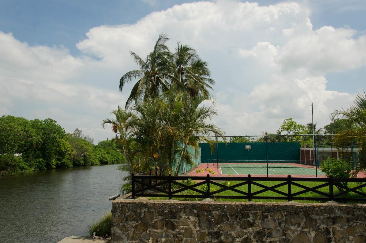 Hotel Plaza Palmas Tuxpan  Esterno foto