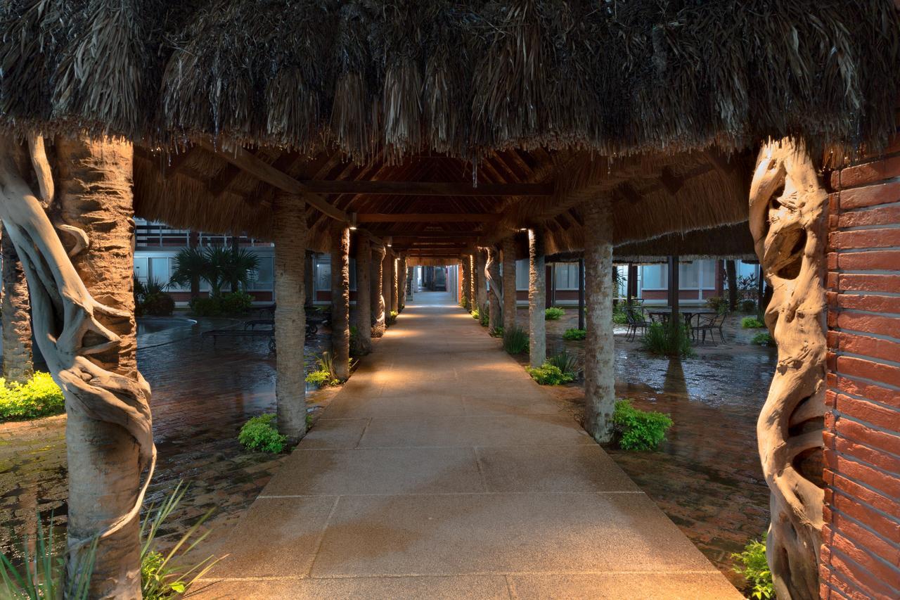 Hotel Plaza Palmas Tuxpan  Esterno foto